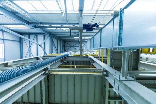 Maximizing Storage Efficiency: Creative Ways to Customize Your British SUV"s Boot Space